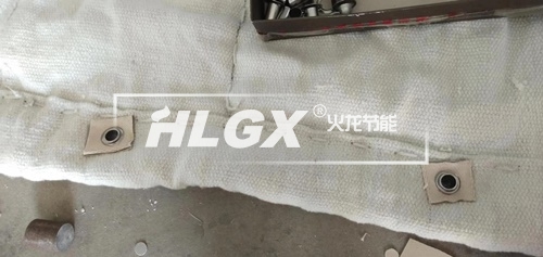 保温被型防火帘打孔